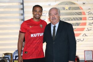 ANKARA (AA) – Spor Toto 1. Lig ekiplerinden Gençlerbirliği, stoper