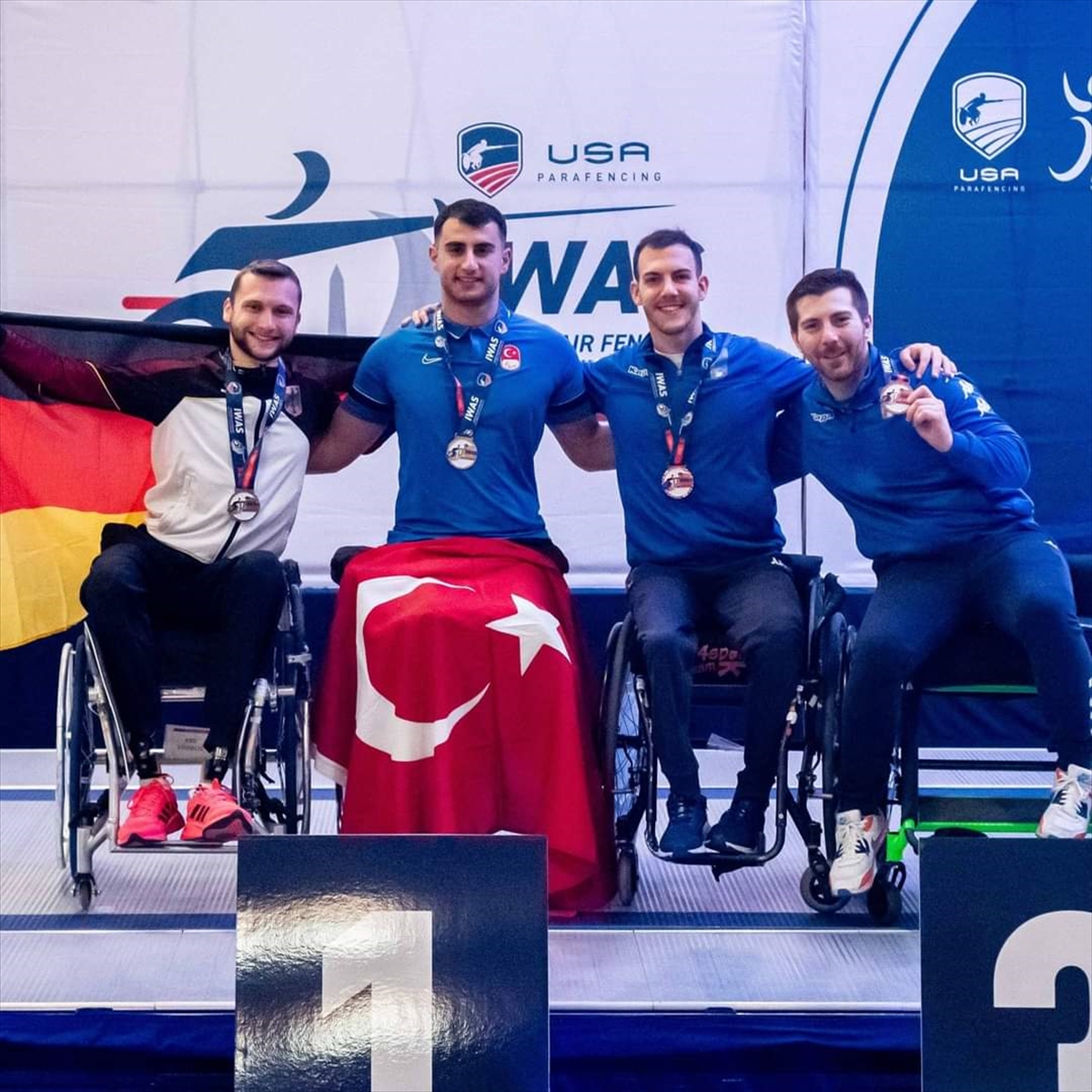 Hakan Akkaya, IWAS Tekerlekli Sandalye Eskrim Dünya Kupası'nda şampiyon oldu