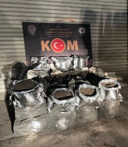 HAKKARİ (AA) – Hakkari'nin Yüksekova ilçesinde gümrük kaçağı 1350 kilogram