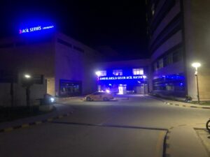 HATAY (AA) – Hatay'ın Erzin ilçesinde pompalı tüfekle yaralanan kişi,