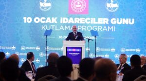 - "Türkiye, bütün dünyadaki zengin ülkelerin beklemediği kadar büyük bir