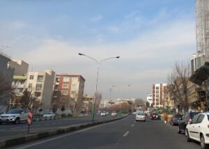 - Hava kirliliğinin birçok bölgede hayatı olumsuz etkilediği İran'da, Tahran'ın