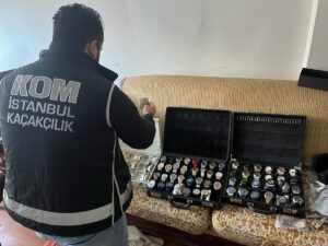 İSTANBUL (AA) – İstanbul'da, yasa dışı yollardan yurt dışından getirdikleri