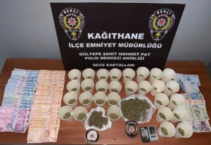 İSTANBUL (AA) – İstanbul'da düzenlenen uyuşturucu operasyonunda gözaltına alınan 4