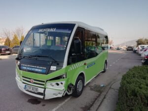 KOCAELİ (AA) – Kocaeli'nin Karamürsel ilçesinde şehir içi yolcu taşımacılığı