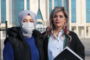 KONYA (AA) – Konya'nın Çumra ilçesinde su saatine bakma bahanesiyle