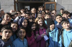 ANKARA (AA) – Milli Eğitim Bakanı Mahmut Özer, Tevfik İleri'den