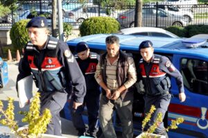 MUĞLA (AA) – Muğla'nın Seydikemer ilçesinde arkadaşını av tüfeğiyle öldürdüğü