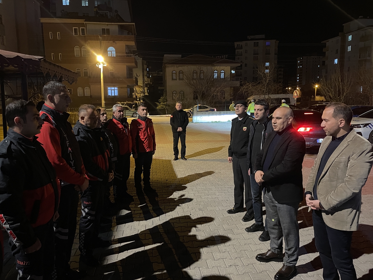 Sivas, Nevşehir, Niğde, Kırşehir ve Yozgat valileri, görevdeki personelin yeni yılını kutladı