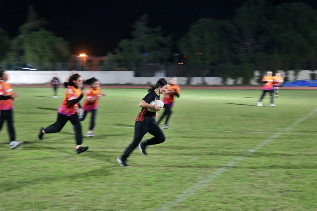 Osmaniye'nin kız ragbi takımı, adını Türkiye şampiyonluğuyla duyurmak istiyor