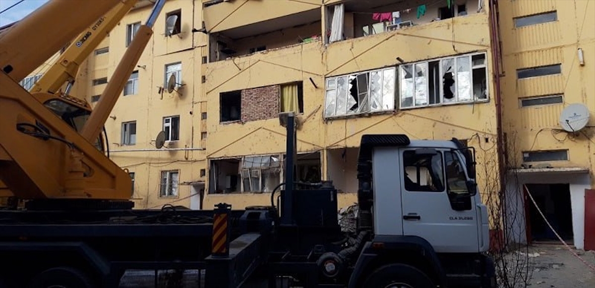 Özbekistan’da apartmanda meydana gelen doğal gaz patlamasında 5 kişi öldü