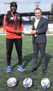 TRABZON (AA) – Ragbi Kadın Milli Takımı'nın 13 sporcuyla Trabzon'da