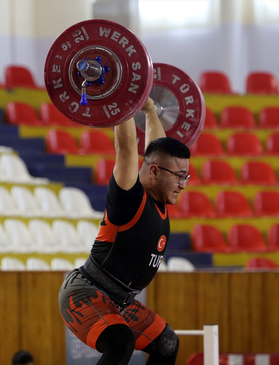 Sadık Dirim Gençler ve 23 Yaş Altı Halter Türkiye Şampiyonası Tokat'ta sona erdi