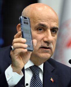 ANKARA (AA) – Tarım ve Orman Bakanı Vahit Kirişci, TarımCebimde