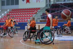 HATAY (AA) – BURAK MİLLİ – Tekerlekli Sandalye Basketbol Süper
