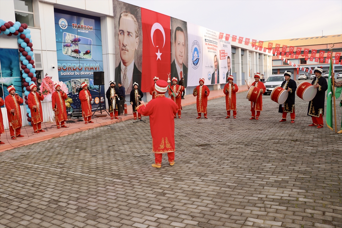 Trabzon'da 5,5 milyon liraya yenilenen spor kompleksi hizmete açıldı