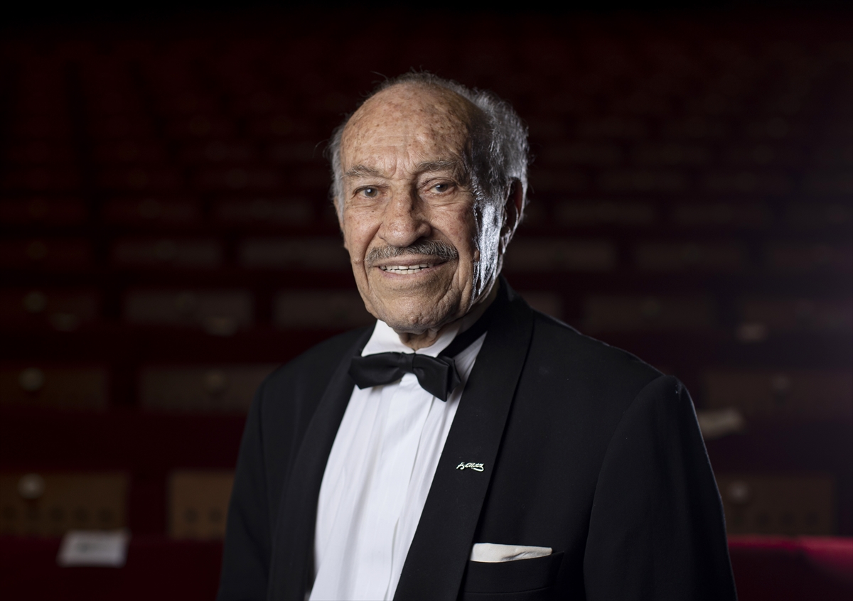70. sanat yılını tamamlayan Mustafa Sağyaşar: “Türk musikisini zedeleyici hiçbir şey yapmam”