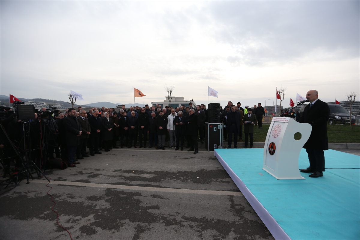 Bakan Karaismailoğlu, Yalova Otogar Kavşağı Köprüsü ve Bağlantı Yolları Açılış Töreni'nde konuştu: