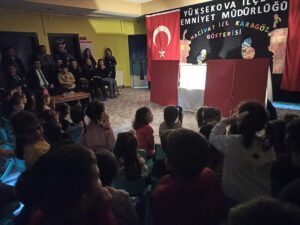 HAKKARİ (AA) – Hakkari'nin Yüksekova ilçesinde, Emniyet Müdürlüğü Toplum Destekli