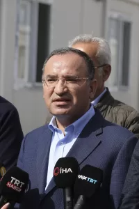 ADIYAMAN (AA) – Adalet Bakanı Bekir Bozdağ, ucu kime uzanırsa