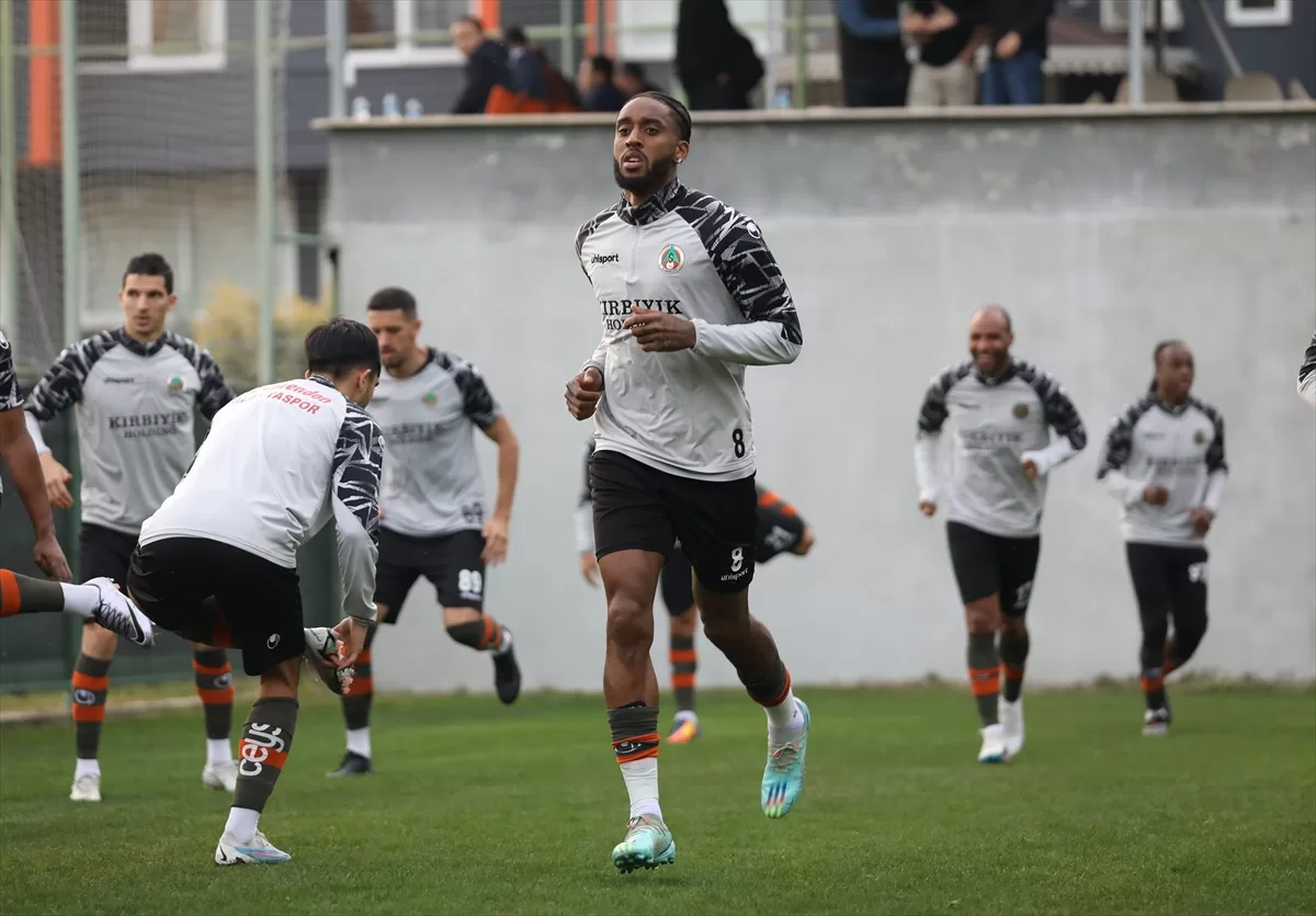 Alanyaspor, Başakşehir maçı hazırlıklarını sürdürdü