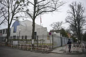 BERLİN (AA) – Almanya, İran'ın Berlin Büyükelçiliğindeki 2 çalışanını istenmeyen