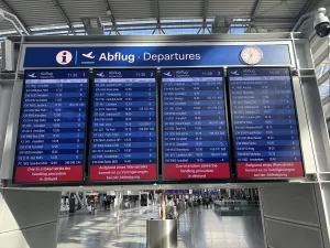 KÖLN (AA) – Almanya'nın Kuzey Ren Vestfalya eyaletinde kamu çalışanları,