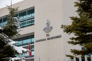 - AYM Genel Kurulunda yapılan seçimde Arslan, 15 üyeden 8'inin