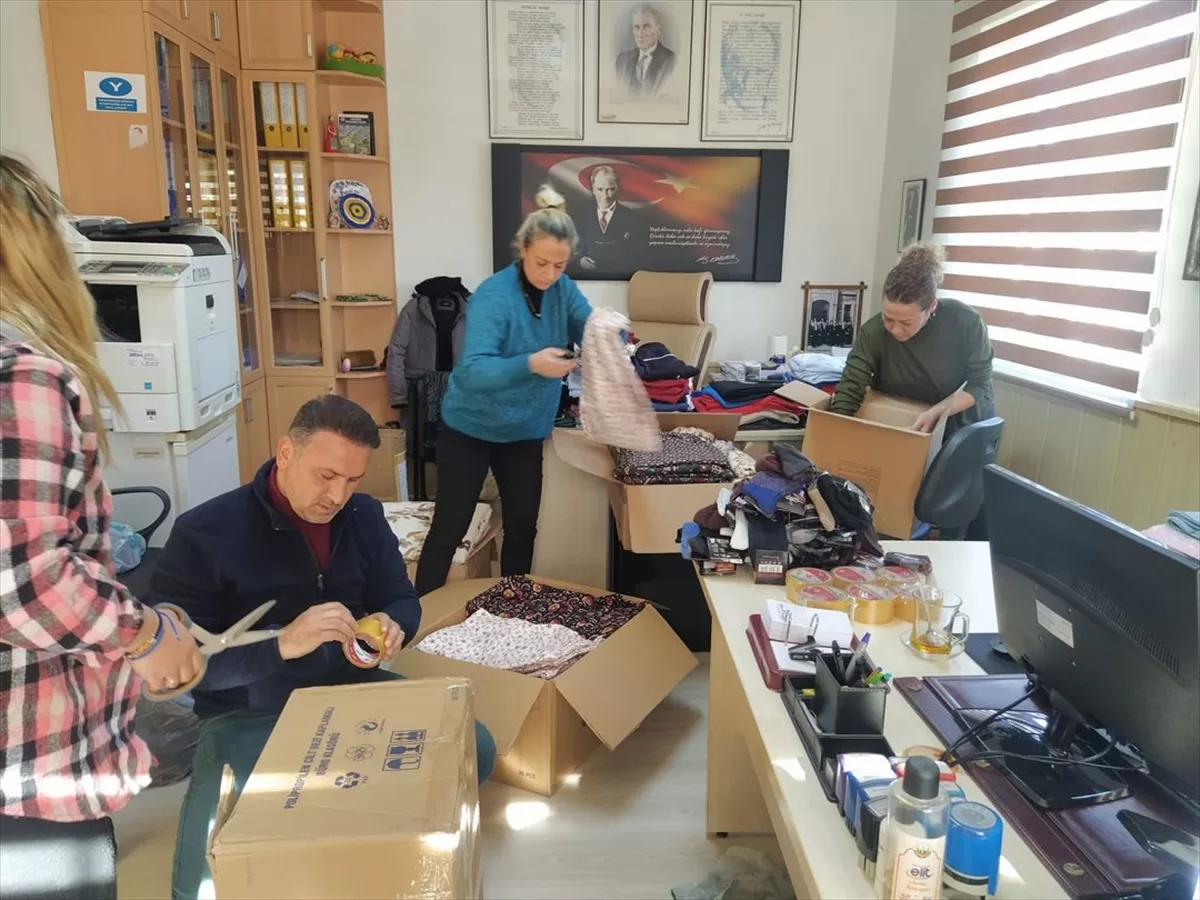 Antalya'dan deprem bölgesine yardım ve destekler sürüyor