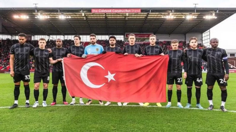 Avrupa’da futbol kulüplerinden Türkiye’ye deprem desteği