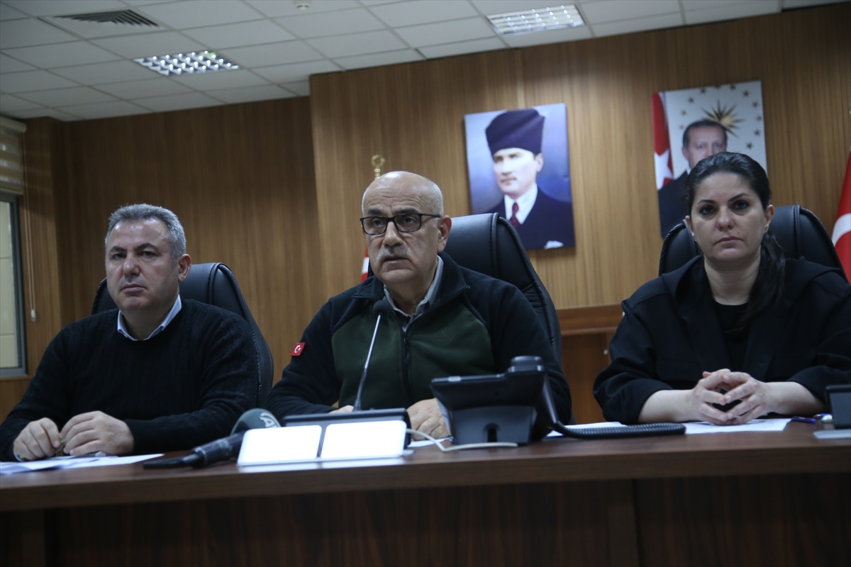 Bakan Kirişci, Adana'daki AFAD Koordinasyon Merkezi'nde açıklamalarda bulundu: (1)