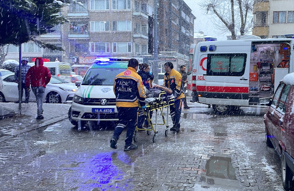 Bolu'da silahlı kavgada 5 kişi yaralandı