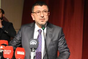 - "Hiç kuşkusuz CHP'nin her bir üyesi, CHP'ye oy veren