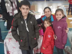 ÇORUM (AA) – Çorum'un Kargı ilçesinde 3 kardeş, kumbarada biriktirdikleri