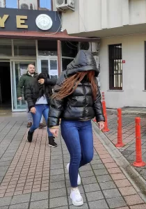 İSTANBUL (AA) – Gaziantep'teki bir depremzedeyi telefonla arayarak dolandırdıkları iddiasıyla