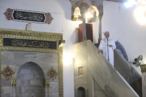 - "Zamanın ramazana aktığı bu üç ayları güzel başlangıçlara vesile