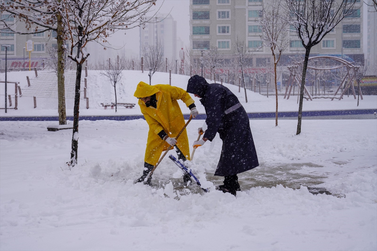 DİYARBAKIR (AA) – Diyarbakır Büyükşehir Belediyesi, kent genelinde etkili olan