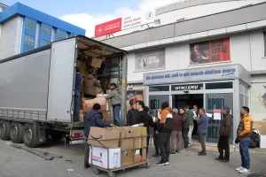 EDİRNE (AA) – Edirne'de konteyner ev üreticileri, tüm mesailerini "asrın