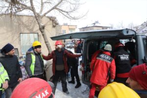 KAHRAMANMARAŞ (AA) – Kahramanmaraş'ın Elbistan ilçesinde depremin ardından enkaz altında