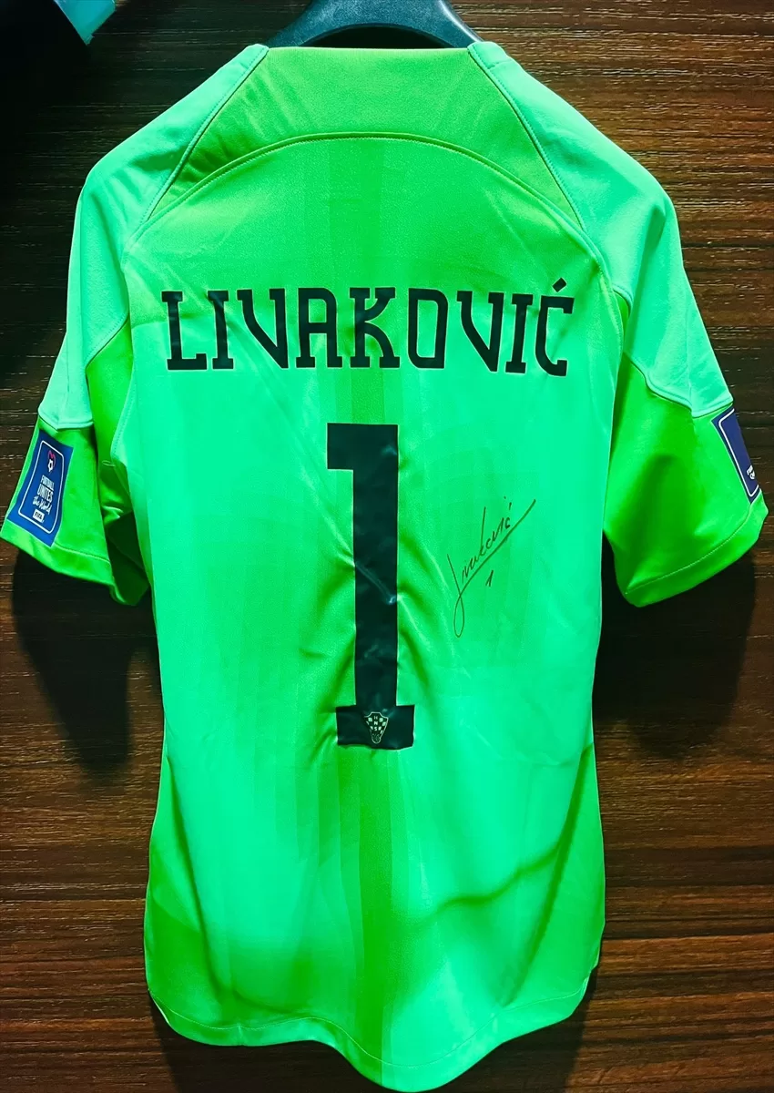 ZAGREB (AA) – Hırvatistan milli futbolcusu Dominik Livakovic, forma ve