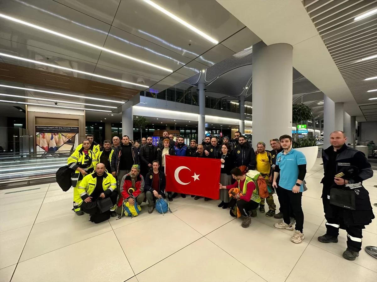 İGA İstanbul Havalimanı'ndan yabancı arama kurtarma ekiplerine teşekkür