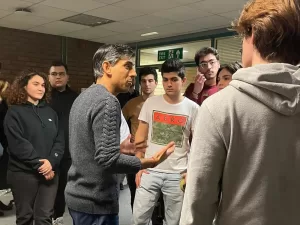 LONDRA (AA) – İngiltere Başbakanı Rishi Sunak, University College London