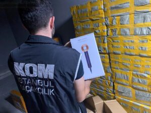 İSTANBUL (AA) – İstanbul merkezli 4 ilde düzenlenen kaçak elektronik