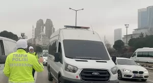 İSTANBUL (AA) – İstanbul'da usulsüz siren-çakar sistemi kullanan araçlara yönelik