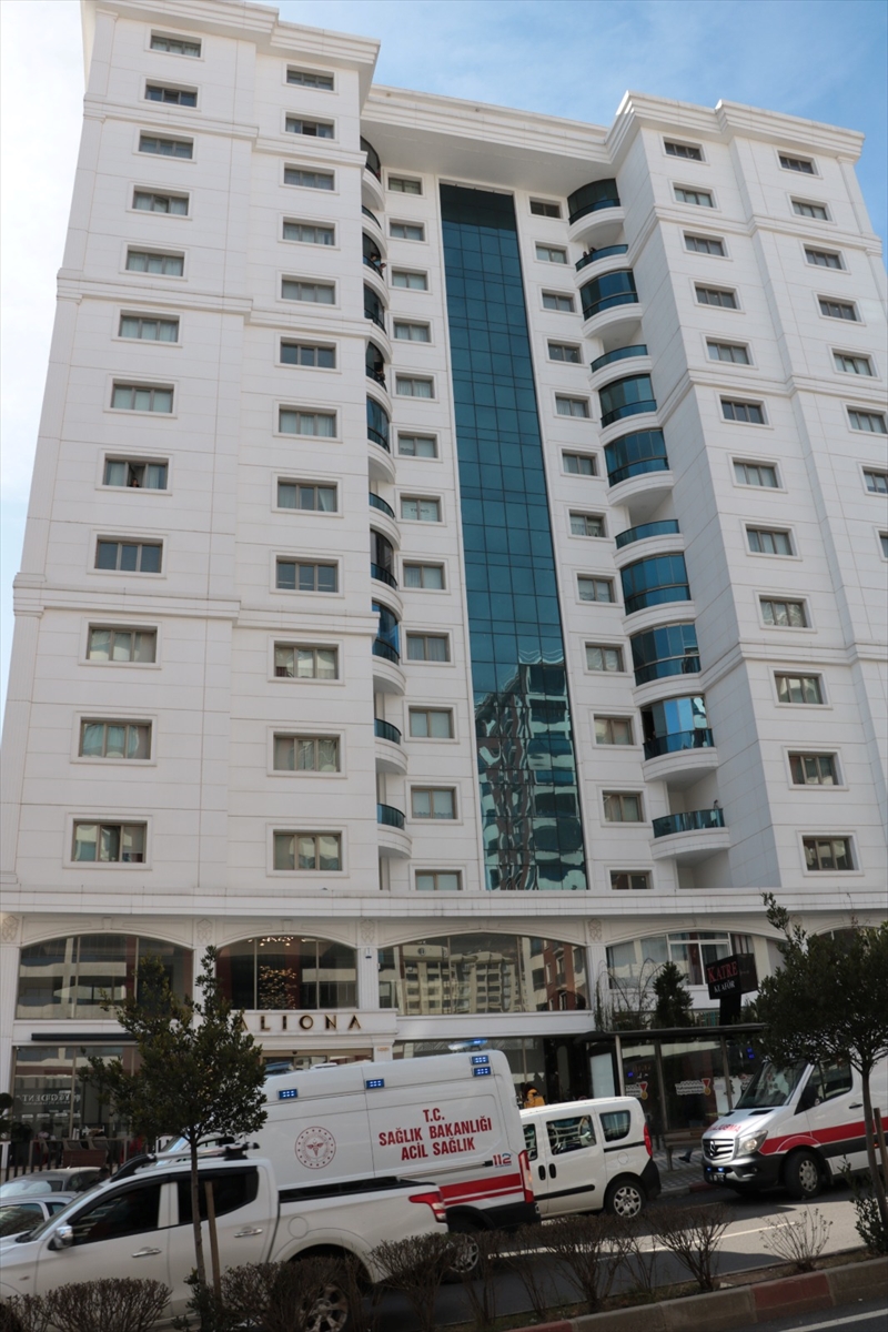 Kahramanmaraş'ta temizlik yaparken 11. kattan düşen kadın öldü