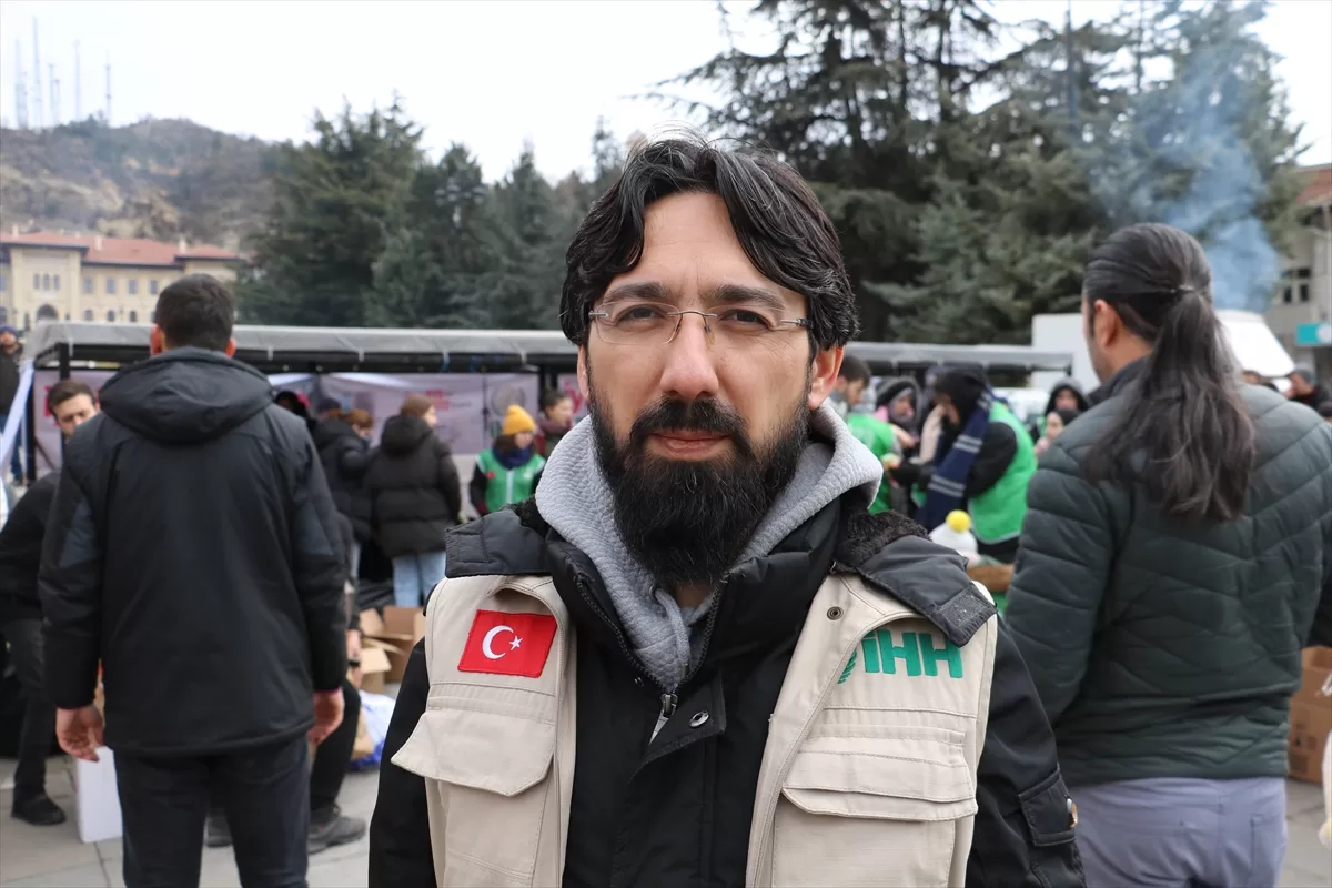Kastamonu İHH'dan “Asrın felaketi”nin yaşandığı bölgeye her gün bir tır dolusu yardım gönderiliyor