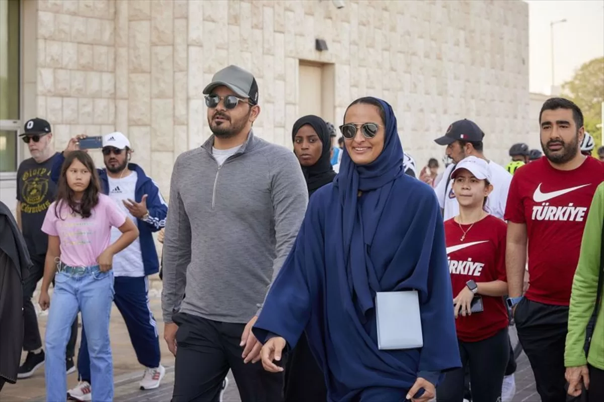 - Emir Şeyh Temim'in annesi Şeyha Muza binti Nasır'ın da