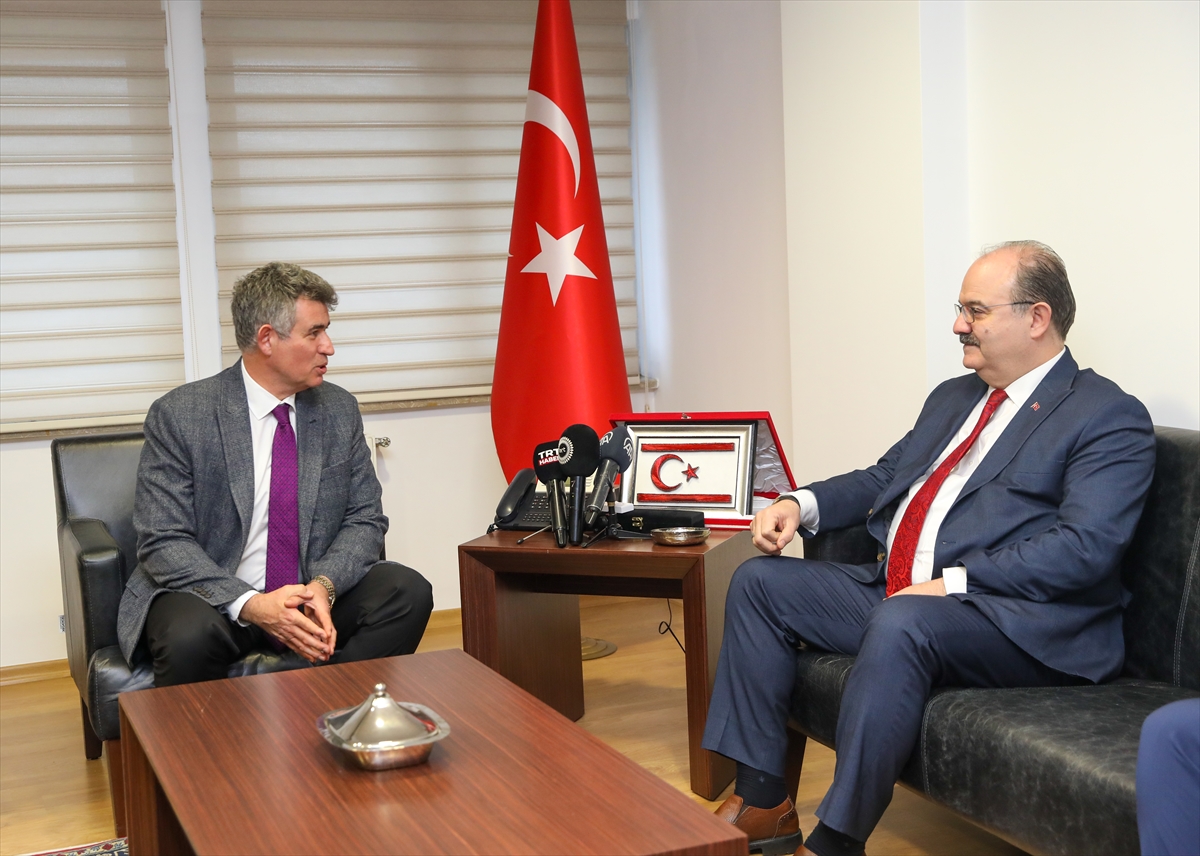 Kültür ve Turizm Bakan Yardımcısı Çam, Lefkoşa Büyükelçisi Feyzioğlu'nu ziyaret etti