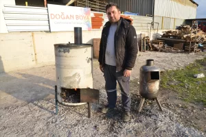 MANİSA (AA) – Manisa'nın Turgutlu ilçesinde kalorifer ısı sistemleri üreten