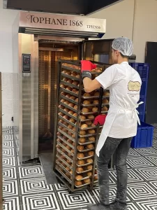 - Meslek liselerinde görevli 1300 öğretmen ile 1500 öğrencinin hazırladığı